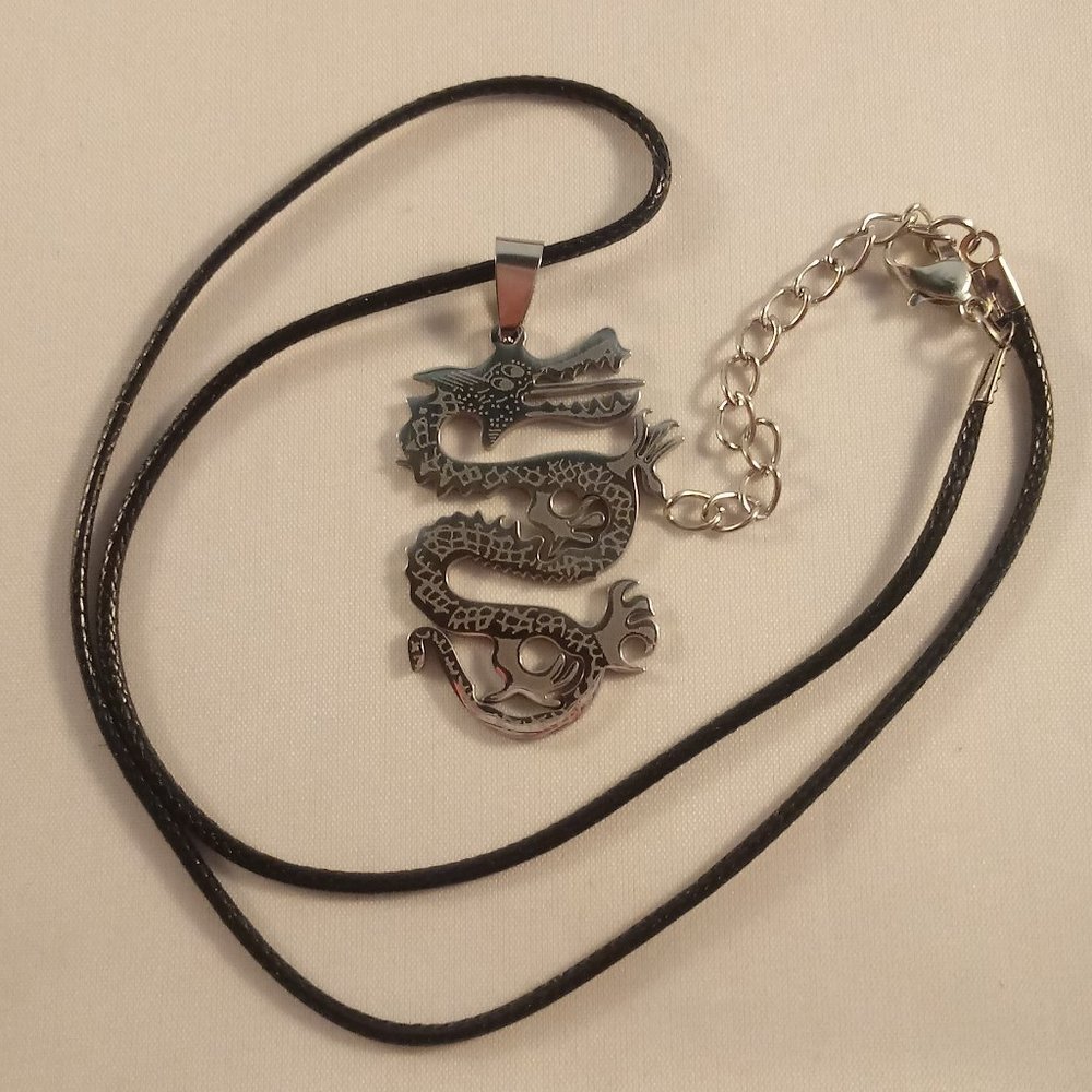 Mens Carved Dragon Stainless Steel Pendant Necklace Party Gift - Picture 4 of 4